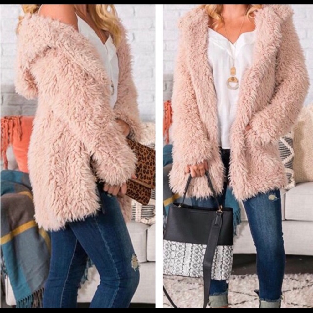 *LAST ONE* MAUVE Vegan Fur Hoodie Jacket - Picture 4 of 7